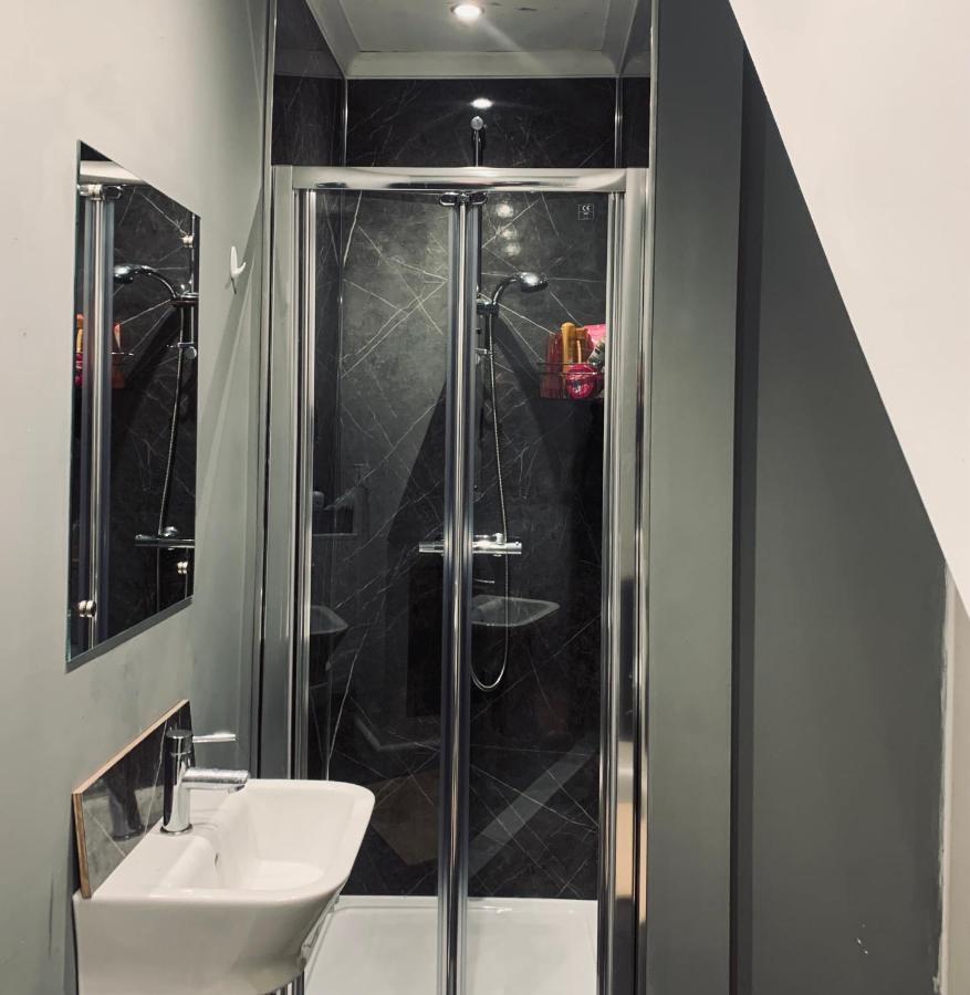 워밍엄 Fantastic Location, Annexe With Hot Tub 빌라 외부 사진
